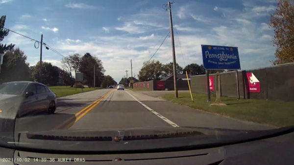 Image of Route 41 (Newport-Gap Pike) entering Pennsylvania